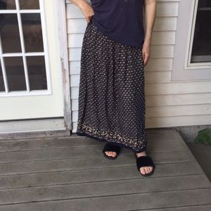 Sag Harbor long rayon skirt